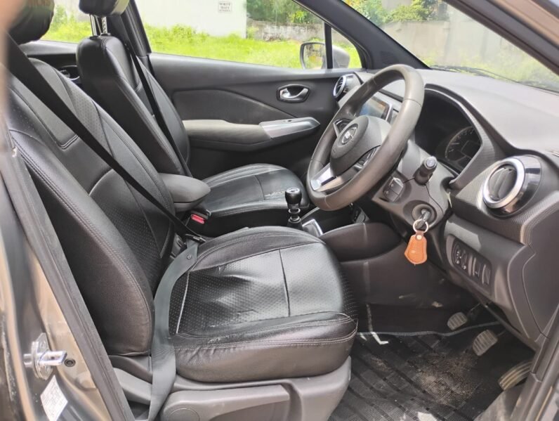
								KICKS XV 2019 MODEL DIESEL full									