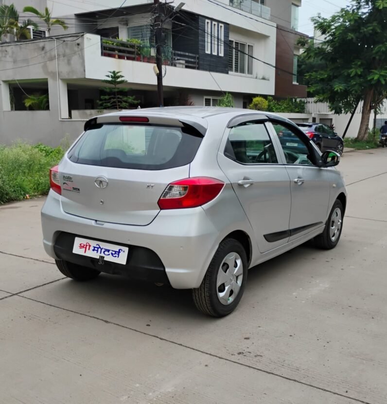
								TIAGO XT 2018-19 MODEL PETROL full									