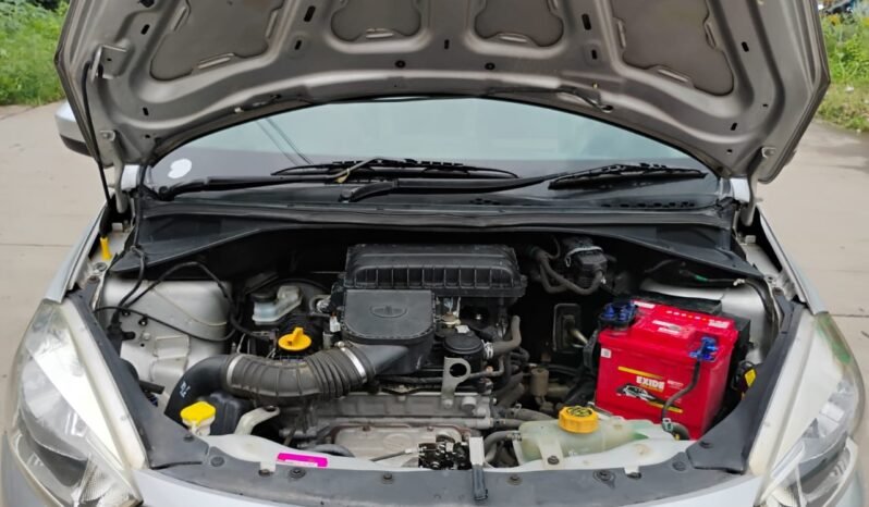 
								TIAGO XT 2018-19 MODEL PETROL full									