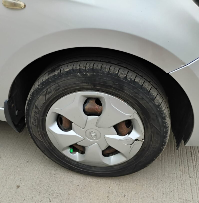 
								TIAGO XT 2018-19 MODEL PETROL full									