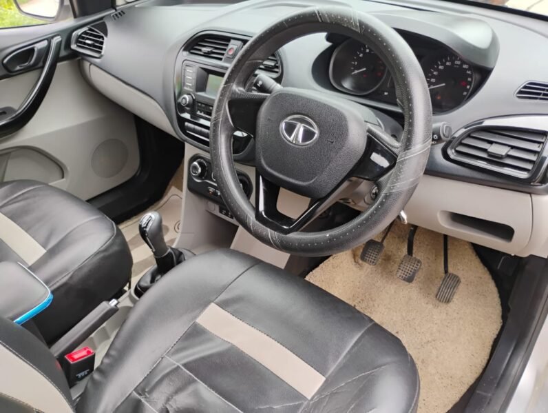 
								TIAGO XT 2018-19 MODEL PETROL full									