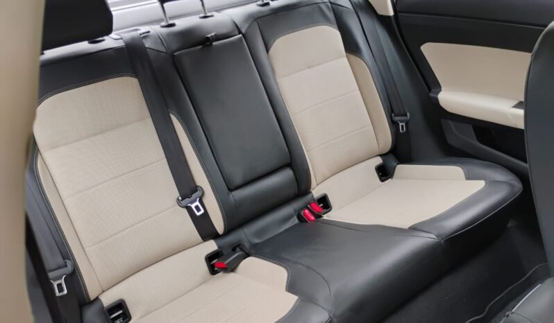 
								VIRTUS TOPLINE1.0 MT 2022 MODEL PETROL full									