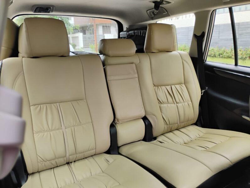 
								INNOVA CRYSTA 2.4 VMT 2020 MODEL DIESEL full									