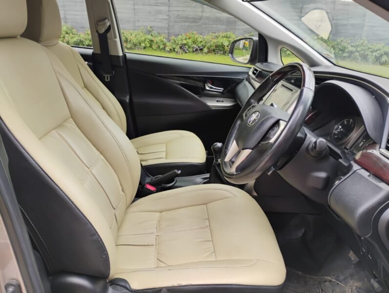 
								INNOVA CRYSTA 2.4 VMT 2020 MODEL DIESEL full									