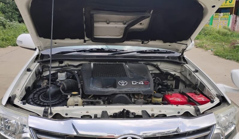 
								FORTUNER MT 2014-15 MODEL DIESEL full									