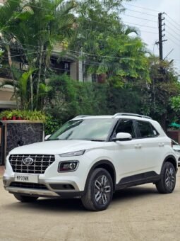 VENUE SX SUNROOF 2022 MODEL DIESEL