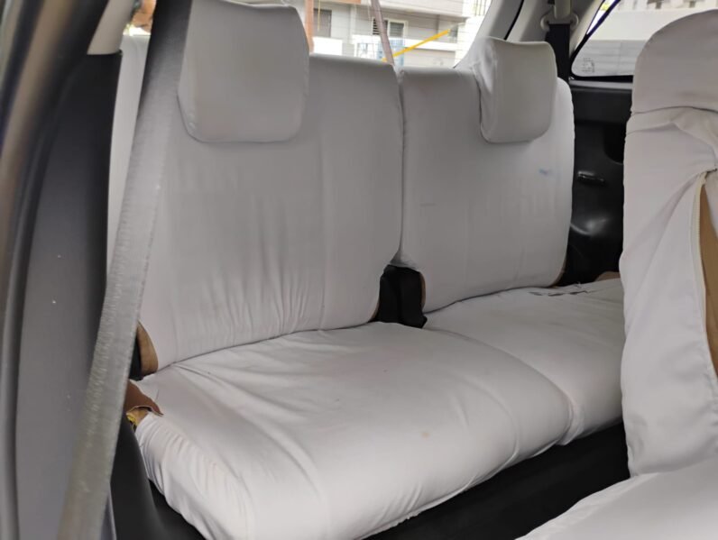 
								FORTUNER 4*4 AT 2017 MODEL DIESEL full									
