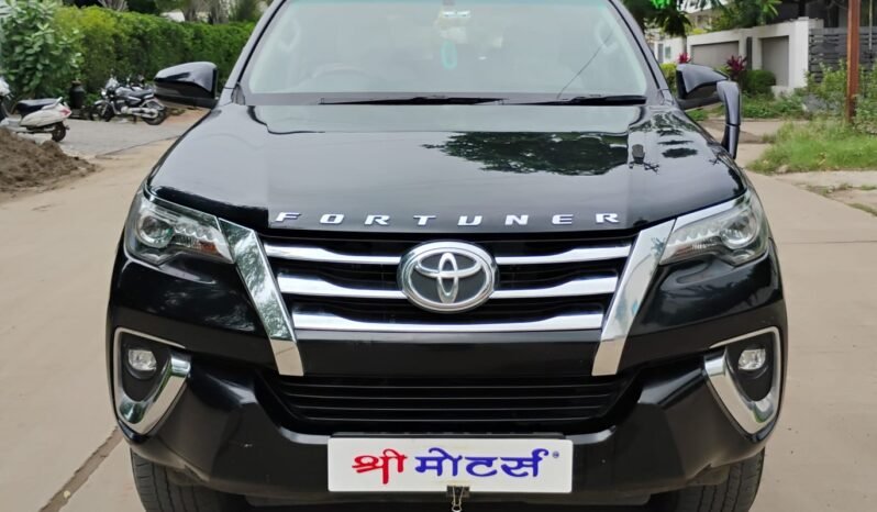 
								FORTUNER 4*4 AT 2017 MODEL DIESEL full									