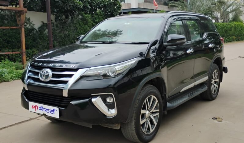 
								FORTUNER 4*4 AT 2017 MODEL DIESEL full									