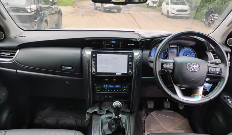 
								FORTUNER MT 2022 MODEL DIESEL full									