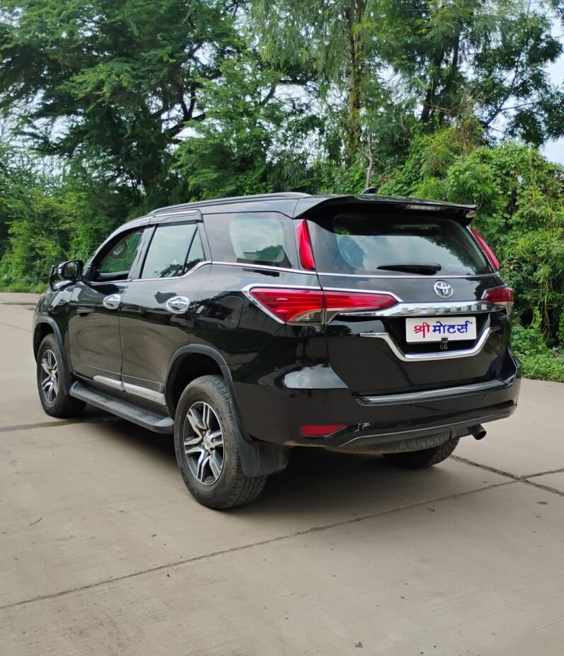 
								FORTUNER 4*2 AT 2018 MODEL DIESEL full									