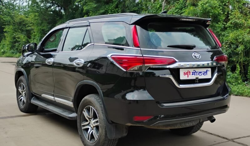 
								FORTUNER 4*2 AT 2018 MODEL DIESEL full									