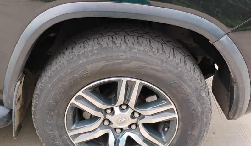 
								FORTUNER 4*2 AT 2018 MODEL DIESEL full									