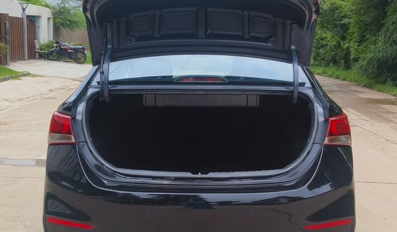 
								VERNA SX (O) SUNROOF 2019-20 MODEL DIESEL full									