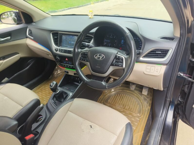 
								VERNA SX (O) SUNROOF 2019-20 MODEL DIESEL full									