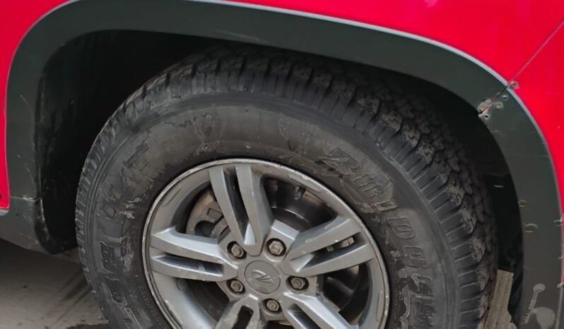 
								TUV300 T10 2019 MODEL DIESEL full									