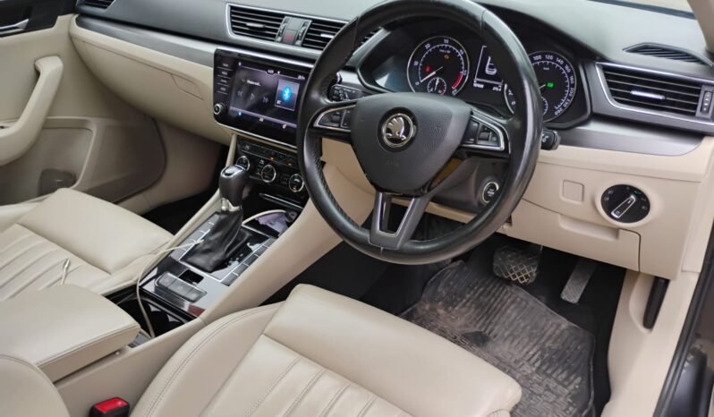 
								SUPERB LAURIN KLEMNT AT 2019-20 MODEL DIESEL full									