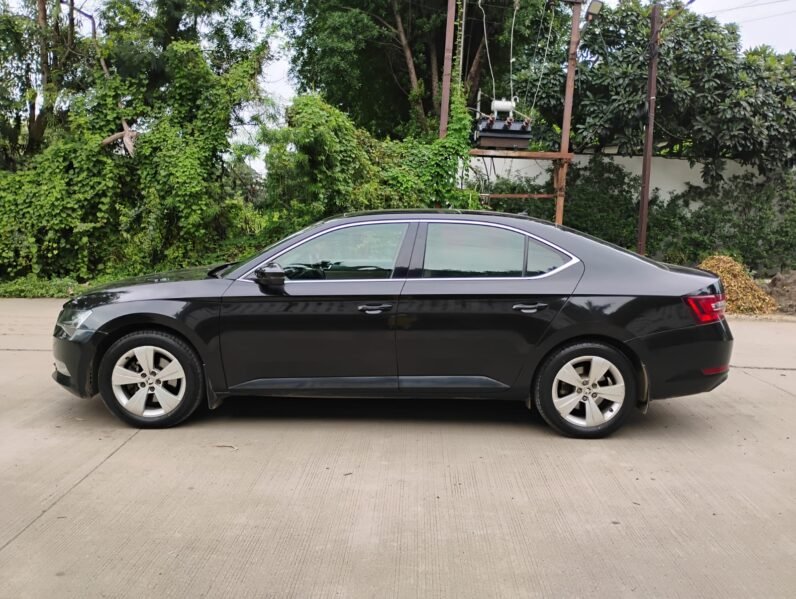 
								SUPERB LAURIN KLEMNT AT 2019-20 MODEL DIESEL full									