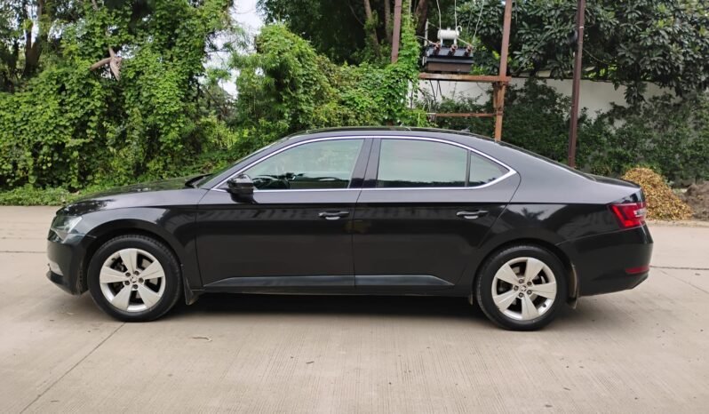 
								SUPERB LAURIN KLEMNT AT 2019-20 MODEL DIESEL full									