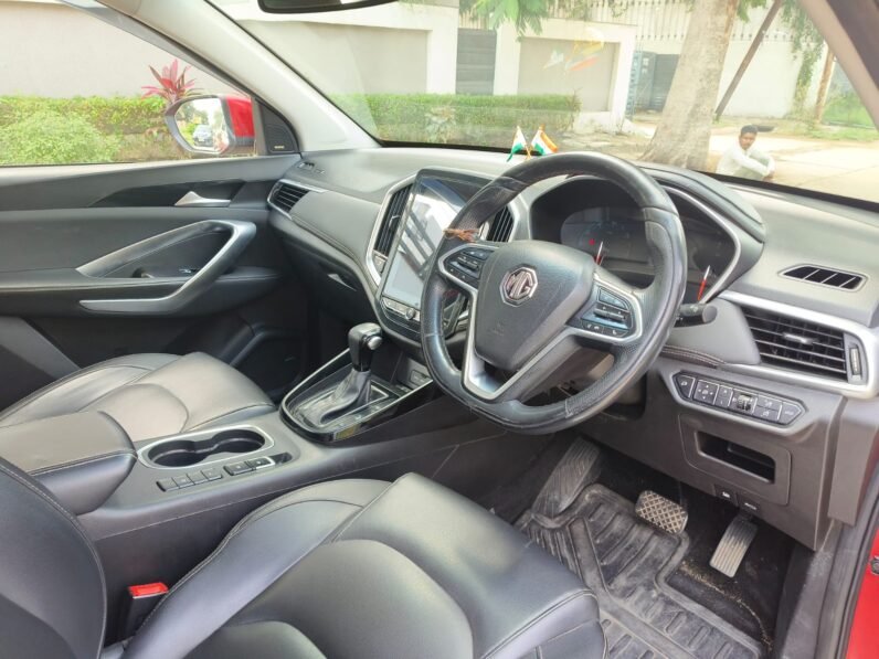 
								MG HECTOR SHARP DCT AT 2019-20 MODEL PETROL full									