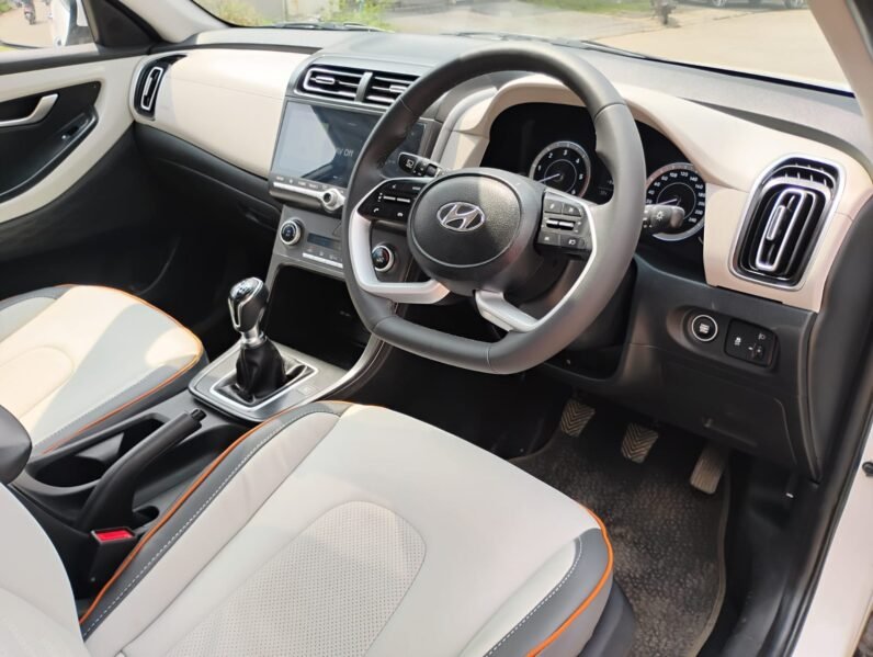 
								CRETA SX SUNROOF 2020 MODEL DIESEL full									