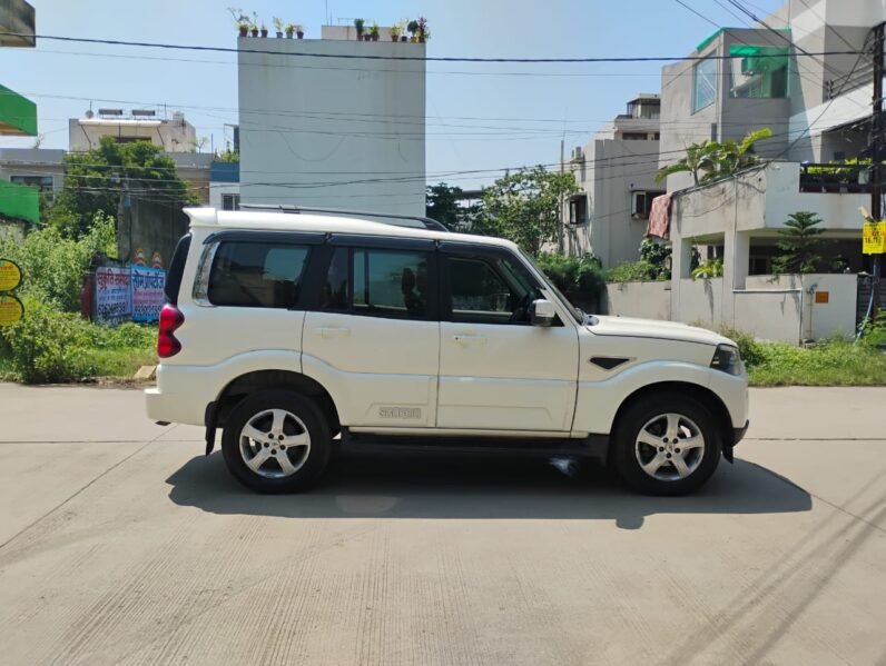 
								SCORPIO S11 2018 MODEL DIESEL full									