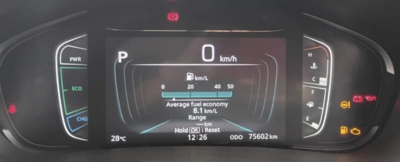 
								TOYOTA HYRYDER V HYBRID AT 2023 MODEL PETROL full									