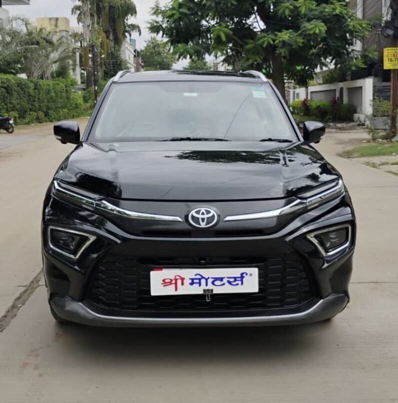 
								TOYOTA HYRYDER V HYBRID AT 2023 MODEL PETROL full									