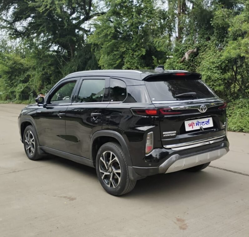 
								TOYOTA HYRYDER V HYBRID AT 2023 MODEL PETROL full									