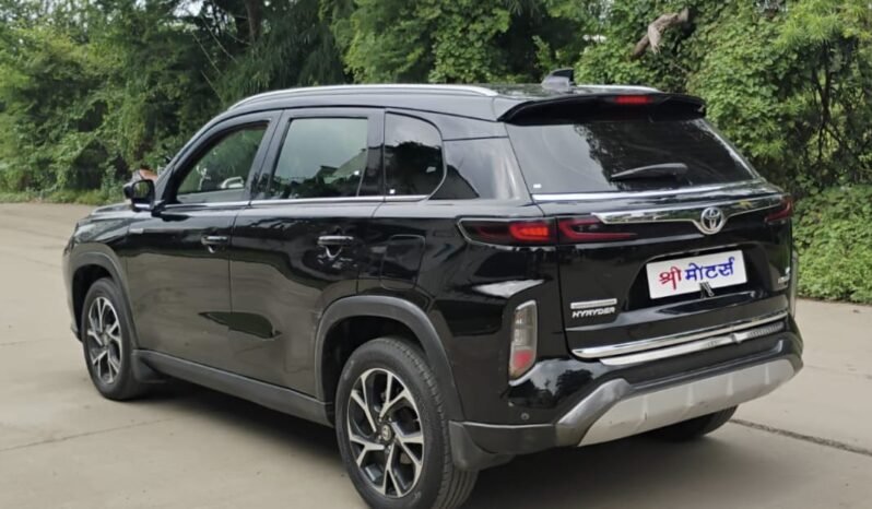 
								TOYOTA HYRYDER V HYBRID AT 2023 MODEL PETROL full									