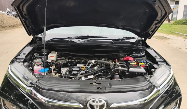 
								TOYOTA HYRYDER V HYBRID AT 2023 MODEL PETROL full									