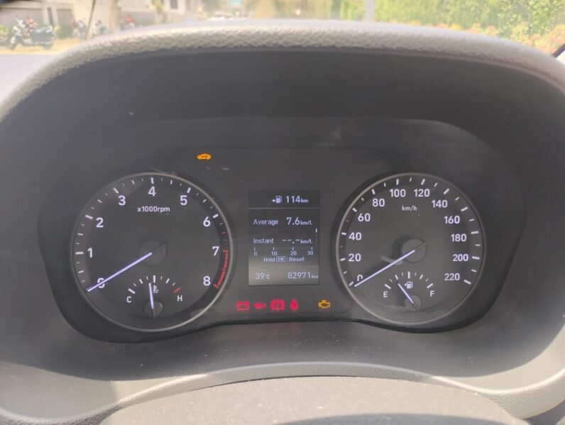 
								VERNA SX 1.6 2019 MODEL PETROL full									