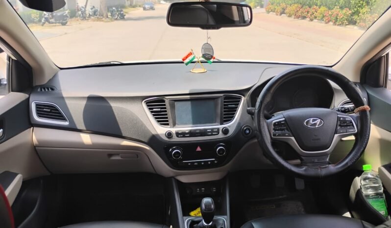 
								VERNA SX 1.6 2019 MODEL PETROL full									