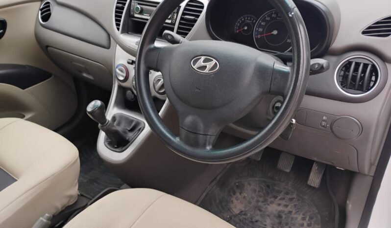 
								I10 MAGNA 2014 MODEL PETROL full									