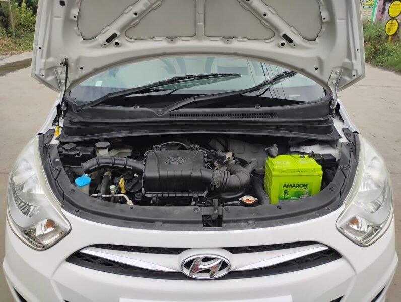 
								I10 MAGNA 2014 MODEL PETROL full									