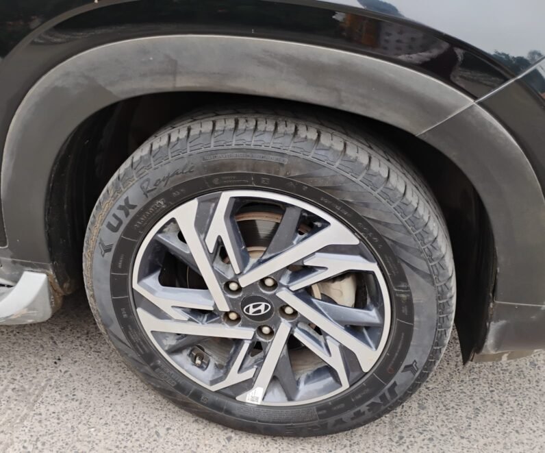 
								CRETA SX (O) SUNROOF 2024 MODEL DIESEL full									