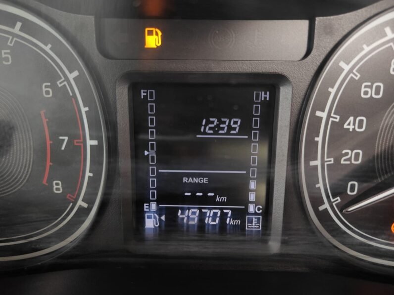 
								BREEZA LXI 2020 MODEL PETROL full									