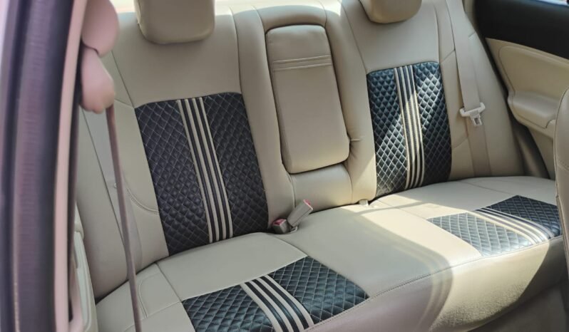 
								DEZIRE VXI 2019 MODEL PETROL full									