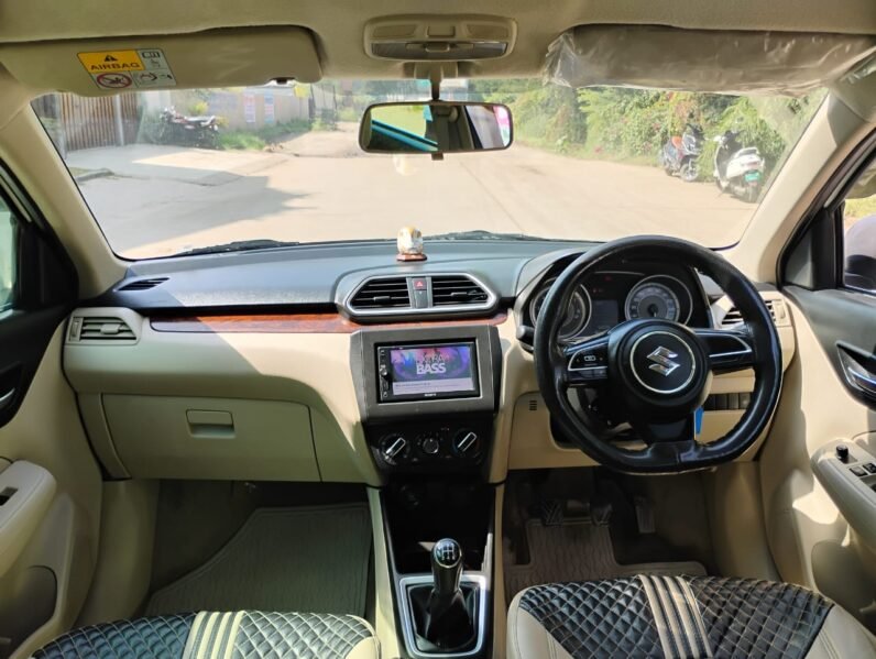 
								DEZIRE VXI 2019 MODEL PETROL full									