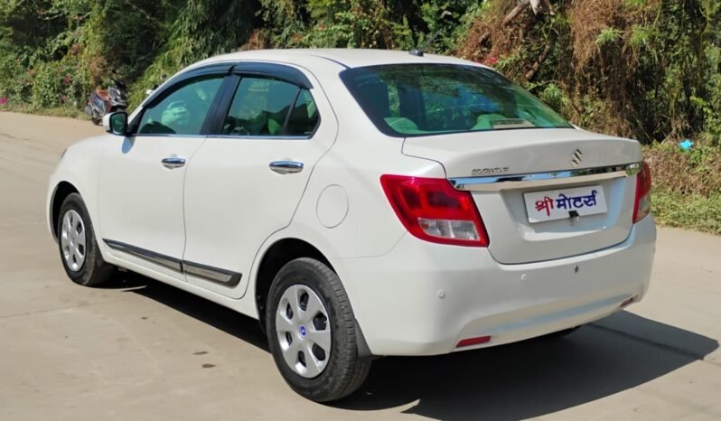 
								DEZIRE VXI 2019 MODEL PETROL full									