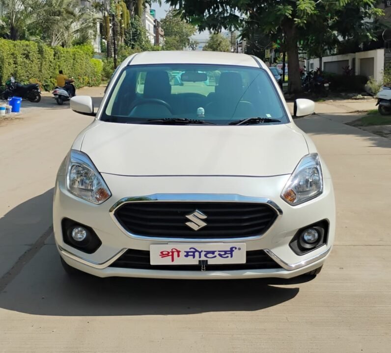 
								DEZIRE VXI 2019 MODEL PETROL full									