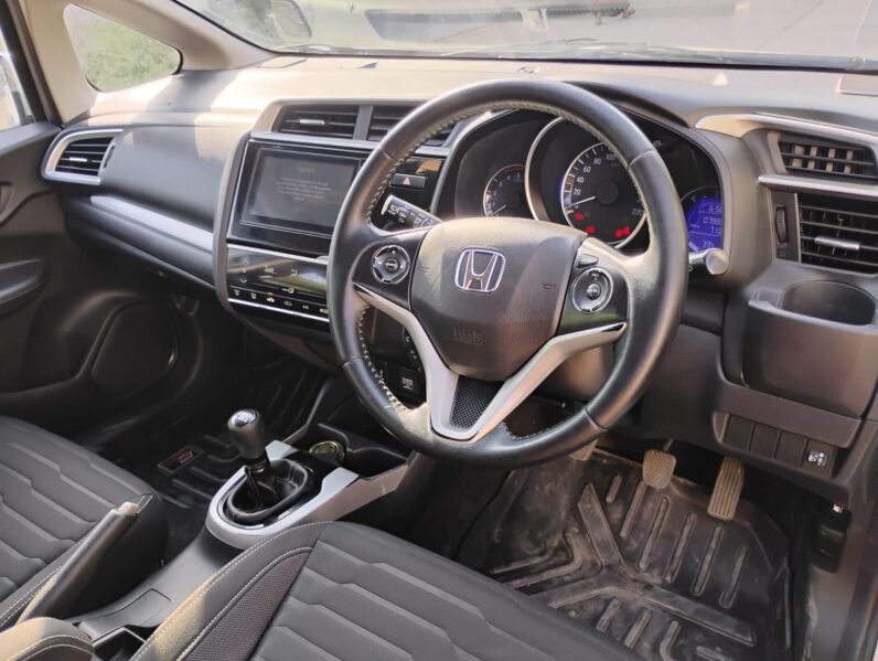 
								WRV VX MT 2020-21 MODEL DIESEL full									