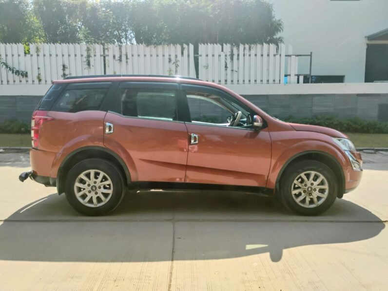 
								XUV500 W10 2015-16 MODEL DIESEL full									