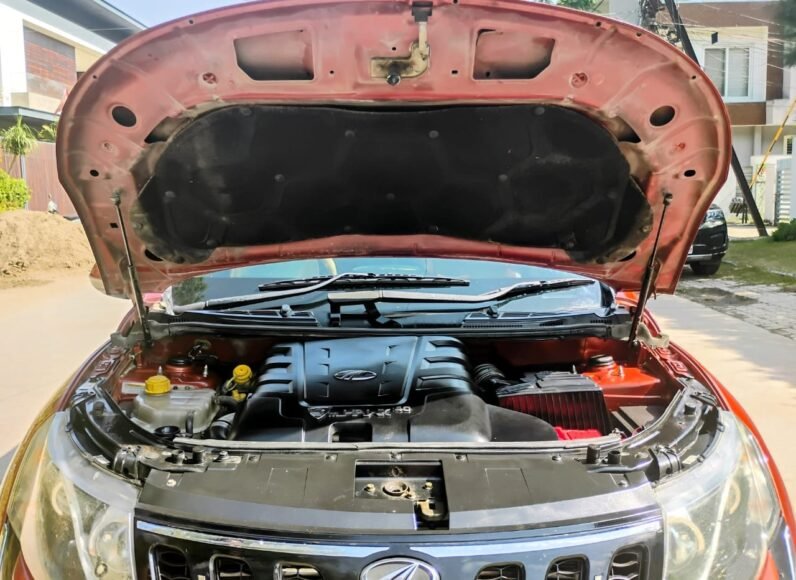 
								XUV500 W10 2015-16 MODEL DIESEL full									