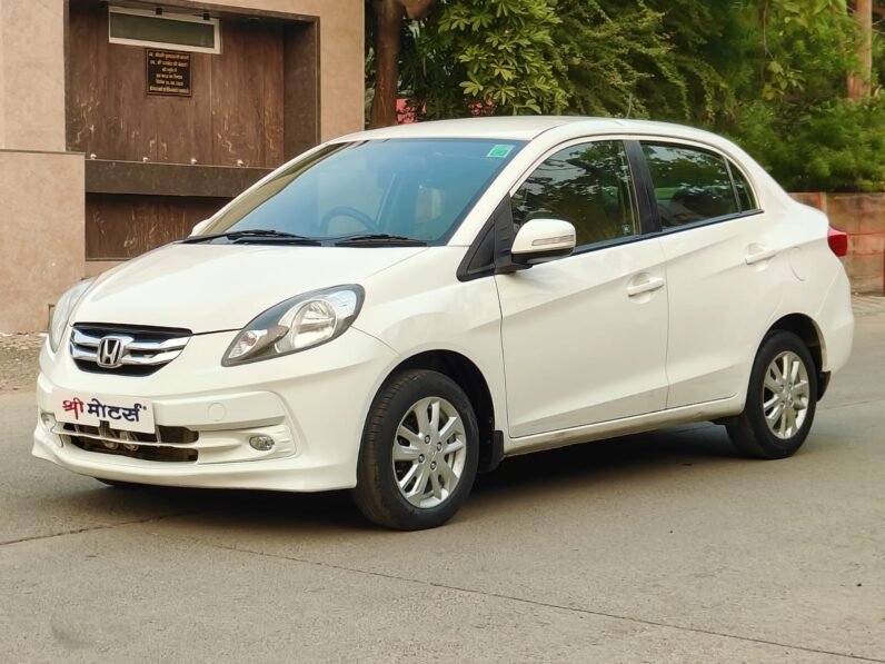 
								AMAZE VX 2013 MODEL DIESEL full									