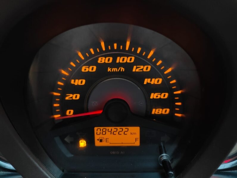 
								AMAZE VX 2013 MODEL DIESEL full									