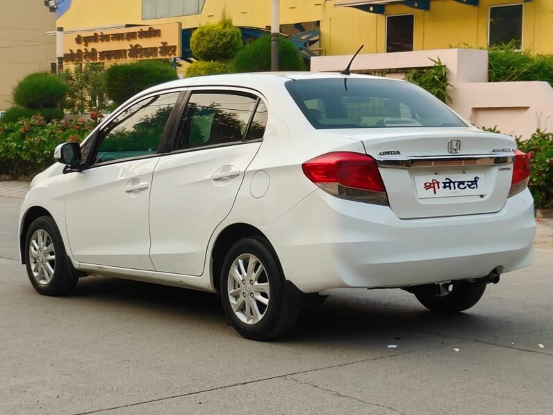 
								AMAZE VX 2013 MODEL DIESEL full									