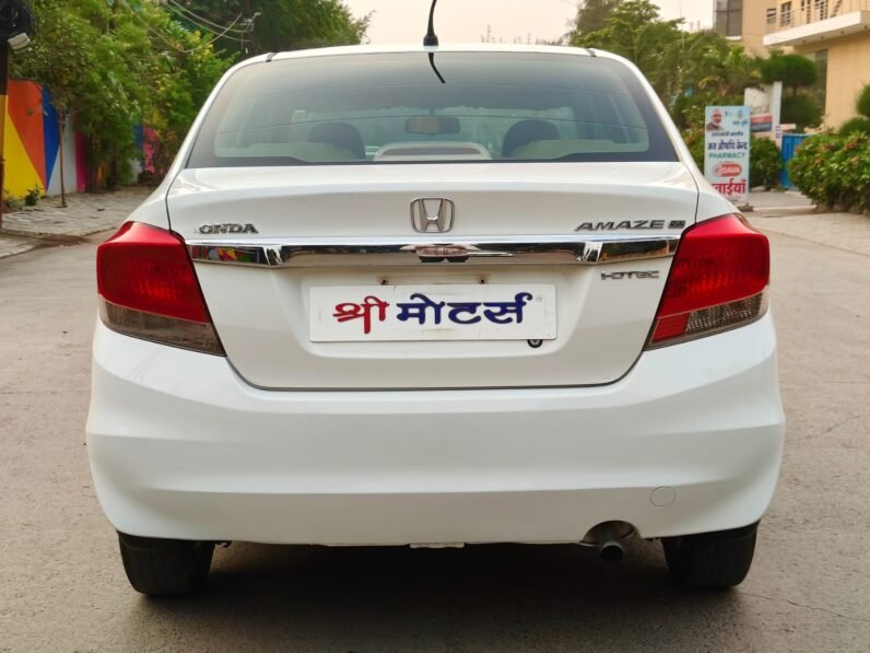 
								AMAZE VX 2013 MODEL DIESEL full									