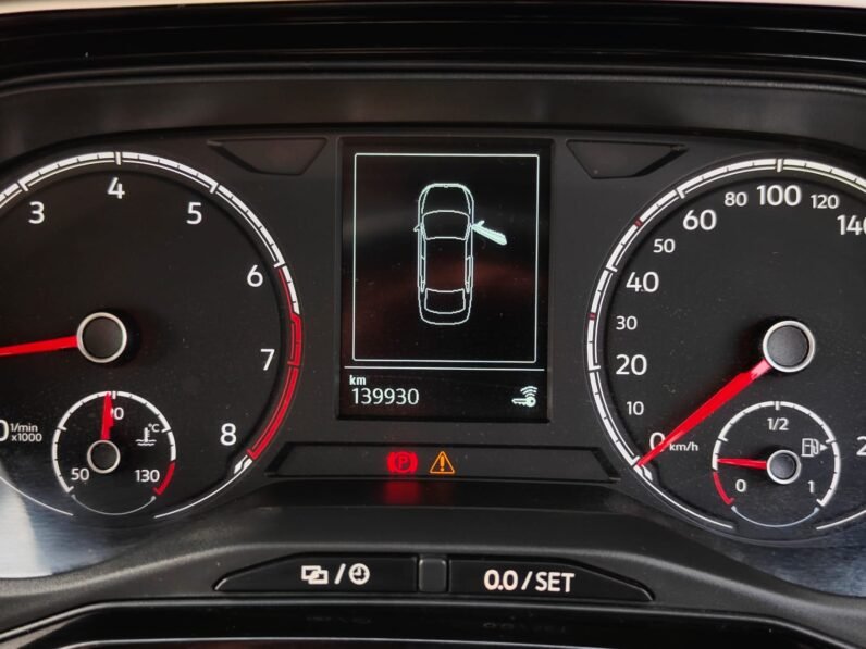 
								VIRTUS HIGHLINE 1.0 2022 MODEL PETROL full									