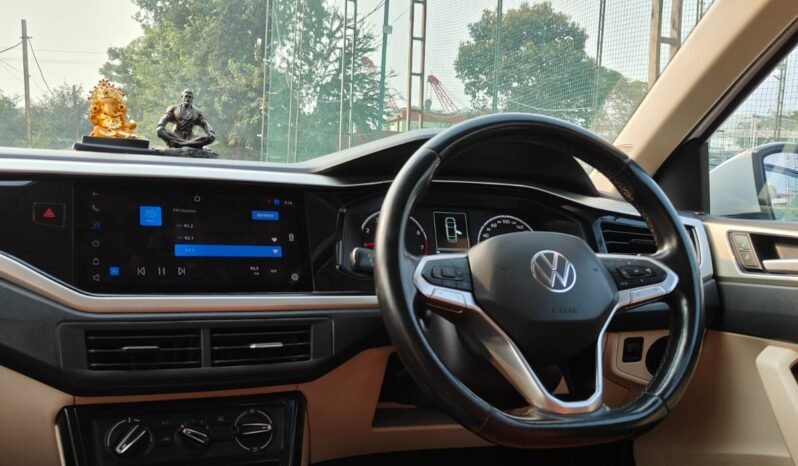 
								VIRTUS HIGHLINE 1.0 2022 MODEL PETROL full									